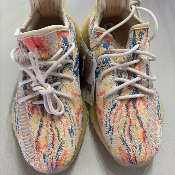 Yeezy Men’s shoes V2 Mx Oat Blue & Pink - Picture 6 of 7